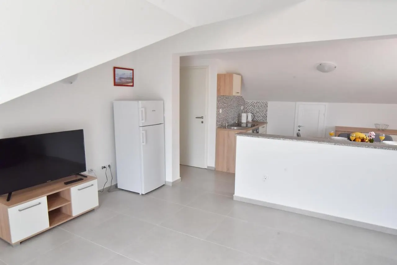 Sandy Beach Apartments Ljubac   Ljubac (Zadar)