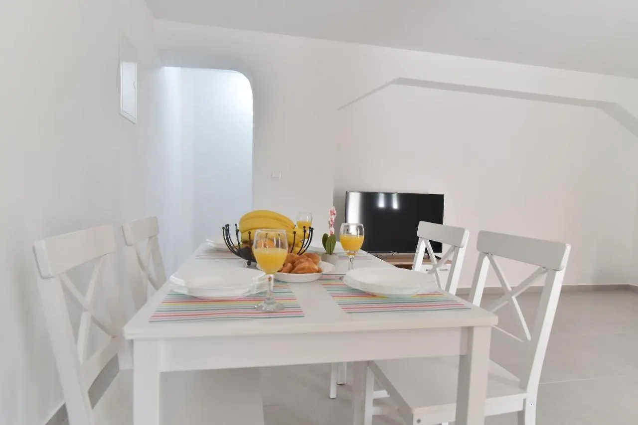 Sandy Beach Apartments Ljubac