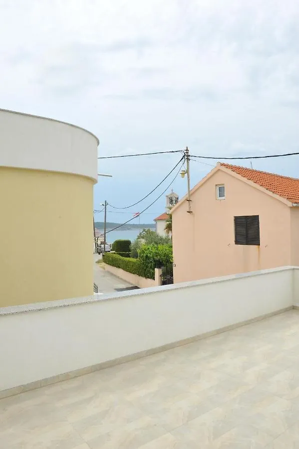 Sandy Beach Apartments Ljubac
